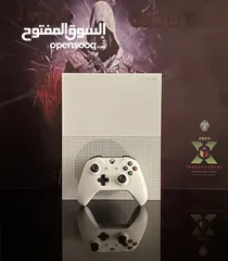  5 Xbox one s بحاله الجديد مع مكتبه العاب قويه