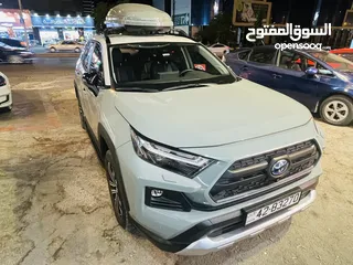  3 RAV4 للبيع 2022 بحالة الوكالة