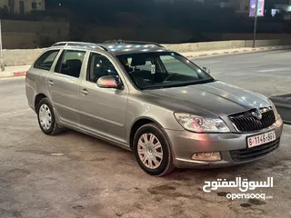  4 سكودا اوكتافيا استيشن 2012