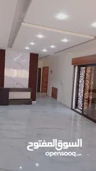  5 شقة للبيع في منطقة حي الياسمين المطله على كوريدور عبدون