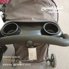  4 عربايه اطفال شبه جديده  قابل للتفاوض