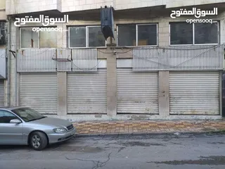  3 محلات/معارض  للايجار