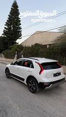  18 كيا نيرو هايبرد فل كامل بالسعر المميز