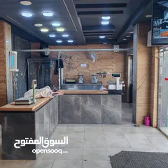  18 ملحمه مع مطعم في ارقا أماكن سوف منطقه سياحيه بالقرب من مستشفى هيا العسكري المكان مقططض بالمقتربين