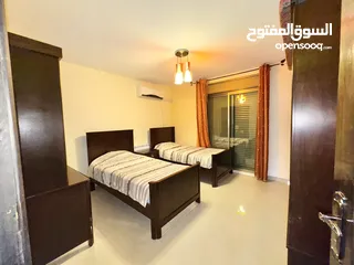  5 رووف للبيع بسبب السفر