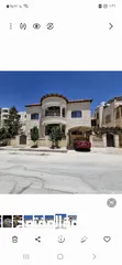  4 عماره للبيع مكونه من طابقين واجهات حجر وتراس مع نظام طاقه شمسية
