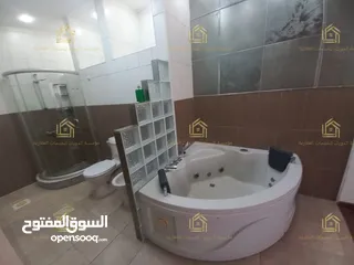  17 روف مميز - دير غبار - 3نوم 1ماستر - 200م - ترس بإطلالــــه بانوراما