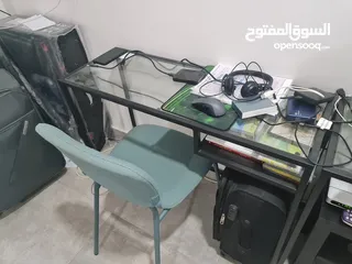  1 تربيزة مكتب وكرسي مكتب ايكيا  Laptop desk and chair IKEA