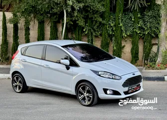  2 ‏Ford Fiesta 2017 ، اوتوماتيكك ،  مطور 1600 ،، فحص ممتاز تخلو من الحوادث او الضربات اغلبها بوية شركة