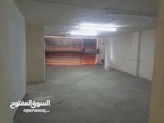  8 مخازن للأيجار