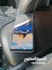  5 هاتف واي 9 اس للبيع