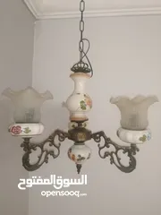  7 ثريا انتيك من النحاس والسيراميك الفرنسي رسم يدوي+تيبل لامب نحاسي عدد2