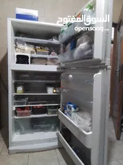 1 اثاث بيت للبيع المستعجل ( براد - جرار غاز - كيزر انفيرتر )