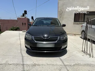 1 سكودا فابيا جير عادي