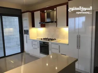  1 شقه مفروشه للايجار في عين منجد اطلاله مميزه