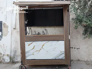  1 كشك للبيع  فرصة ذهبية