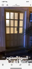  1 للبيع باب المنيوم مستخدام بحالة ممتازه