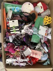  2 شروة بضاعة و البسة داخلي مشكلة جديدة و مميزة + نثريات + شناتي + نظارات + بكل تصفية محل بسعر حرق