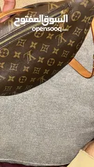  6 louis vuitton bumbag monogram perfect condition