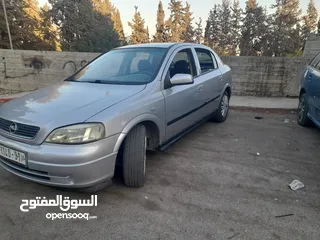  3 اوبل استرا
