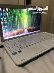  1 Toshiba satellite C850-B561