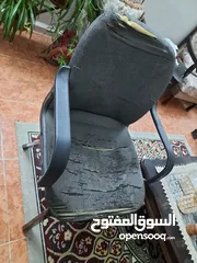  2 كرسي مكتب بحاجه تجنيد