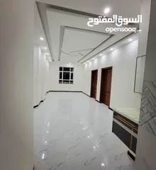  5 عماره جديده لكس في حي الوزير بيت بوس قرب الجامعه اللبنانيه