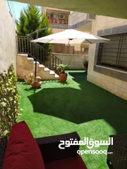  5 شقه ارضيه مفروشه للإيجار