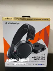  1 SteelSeries Arctis Pro Wireless Headset + Bluetooth for PS5/PS4 & PC