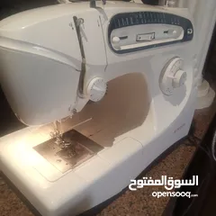  8 ماكينة خياطة سنجر بحالة الوكالة