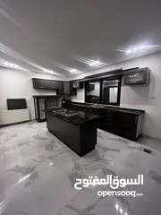  9 عبدون شقة للبيع 260 م مع مسبح