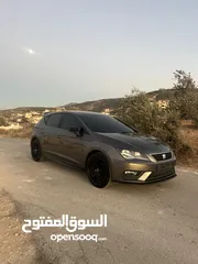  3 سيات ليون 2018 جير عادي / السيارة المميزة بالسعر المميز كاش فقط
