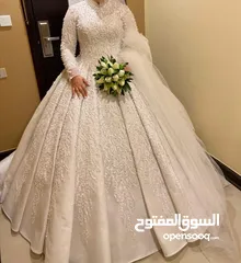  2 فستان زفاف للبيع