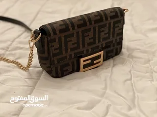  3 شنطة يد ماركة stradivarius