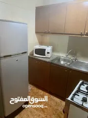  14 شقة مفروشة (غرفة وصالة) للايجار ضاحية الرشيد- خلف الجامعة الاردنية وبالقرب من التعليم العالي