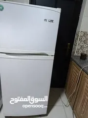  1 ثلاجه هاي لايف شغاله للبيع