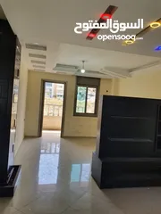  5 شقه للايجار