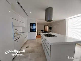  4 شقه لللايجار في منطقه الدوار الرابع ( Property 33630 ) سنوي فقط