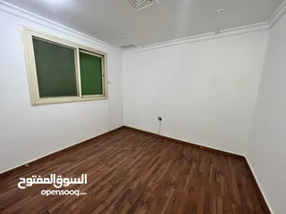  3 للبيع شقة فاخرة بالجابرية مطله علي شارع رئيسي
