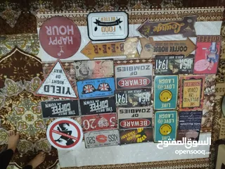  3 بوسترات معدن بحاله ممتازه. للبيع