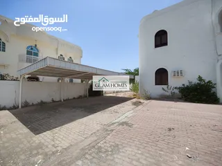  1 Spacious 6 BR villa for sale in Qurum Ref: 735Y