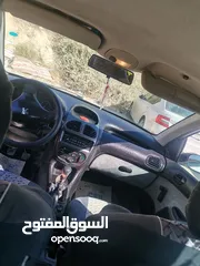  5 بيجو 206 موديل 2007 جير عادي ماتور 1400