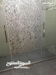  14 شاليه حديث للبيع جرش جبة المصطبة مطلة على السد مع مسبح