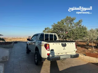  3 ميتسوبيشي 2013