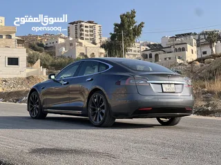  12 Tesla Model S 2021 Long range Plus