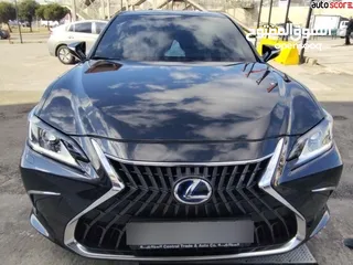  1 موديل 2022 lexus es300h لكزس فل كامل وارد المركزية شاشة لمس