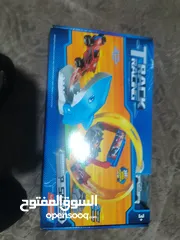  1 لعبه أطفال