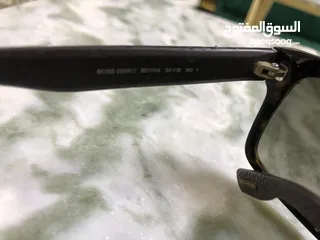  2 نظارة hugo boss مستعملة اصليه 100٪؜ وعلى الفحص من اي محل نظارة في الاردن للبيع بسعر مغري