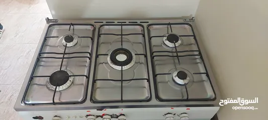  1 فرن غاز نوع فريش مصري بحاله ممتازه