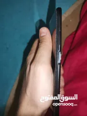  4 قطع غيار هاتف نوفا 7اي 4 كمرات و شاشه وبطاريه قاعده شحن وسبكرين وبصمه وكمرات وظهر